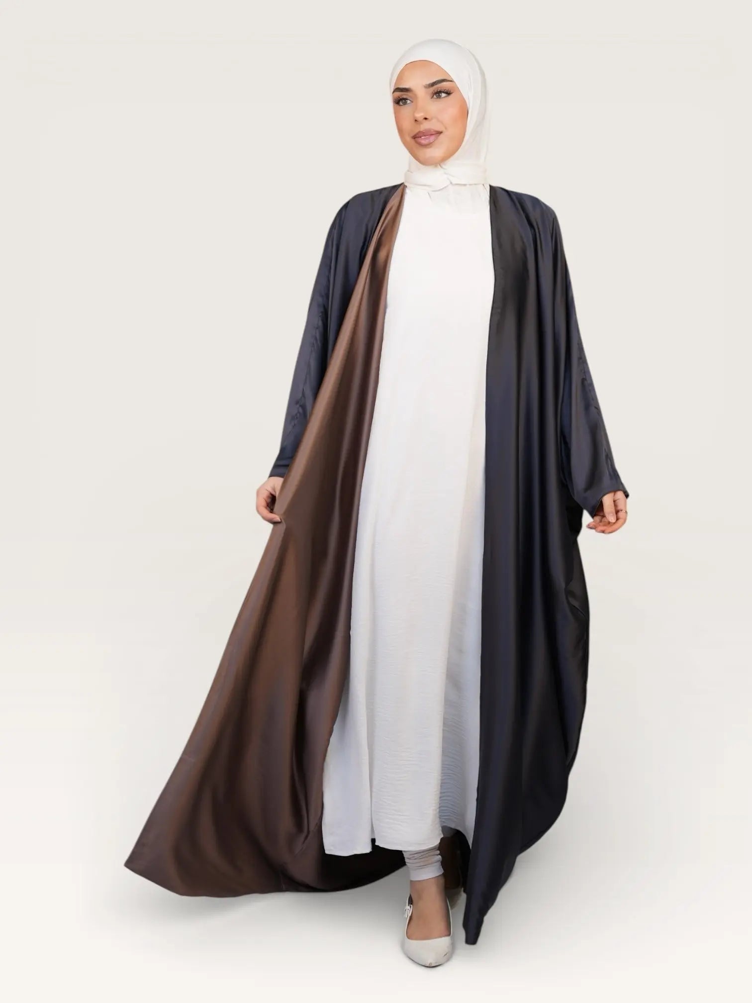 two way abaya - beige / dark grey
