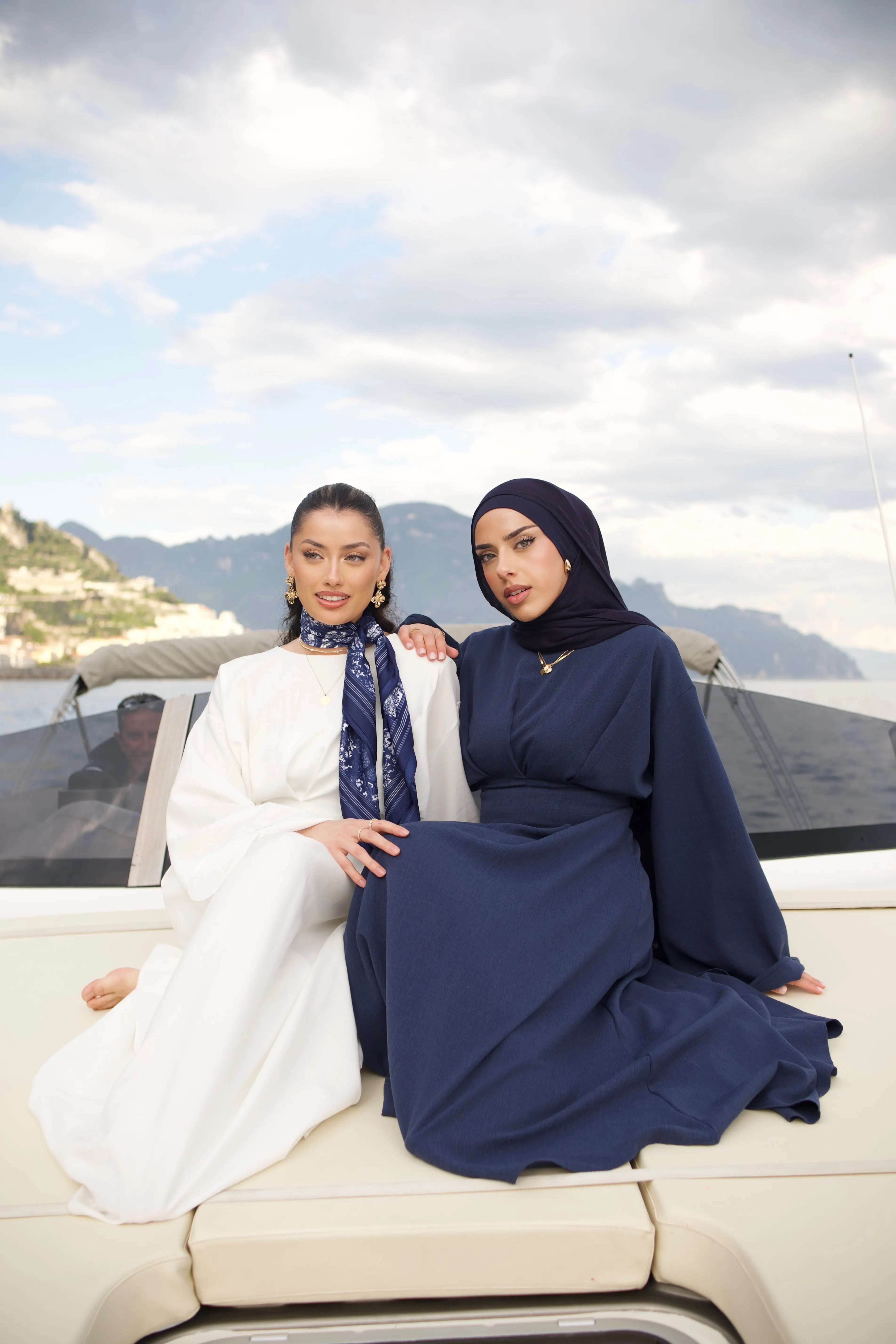 LA BALLEZA CORSET DRESS - WHITE Losyana.Shop