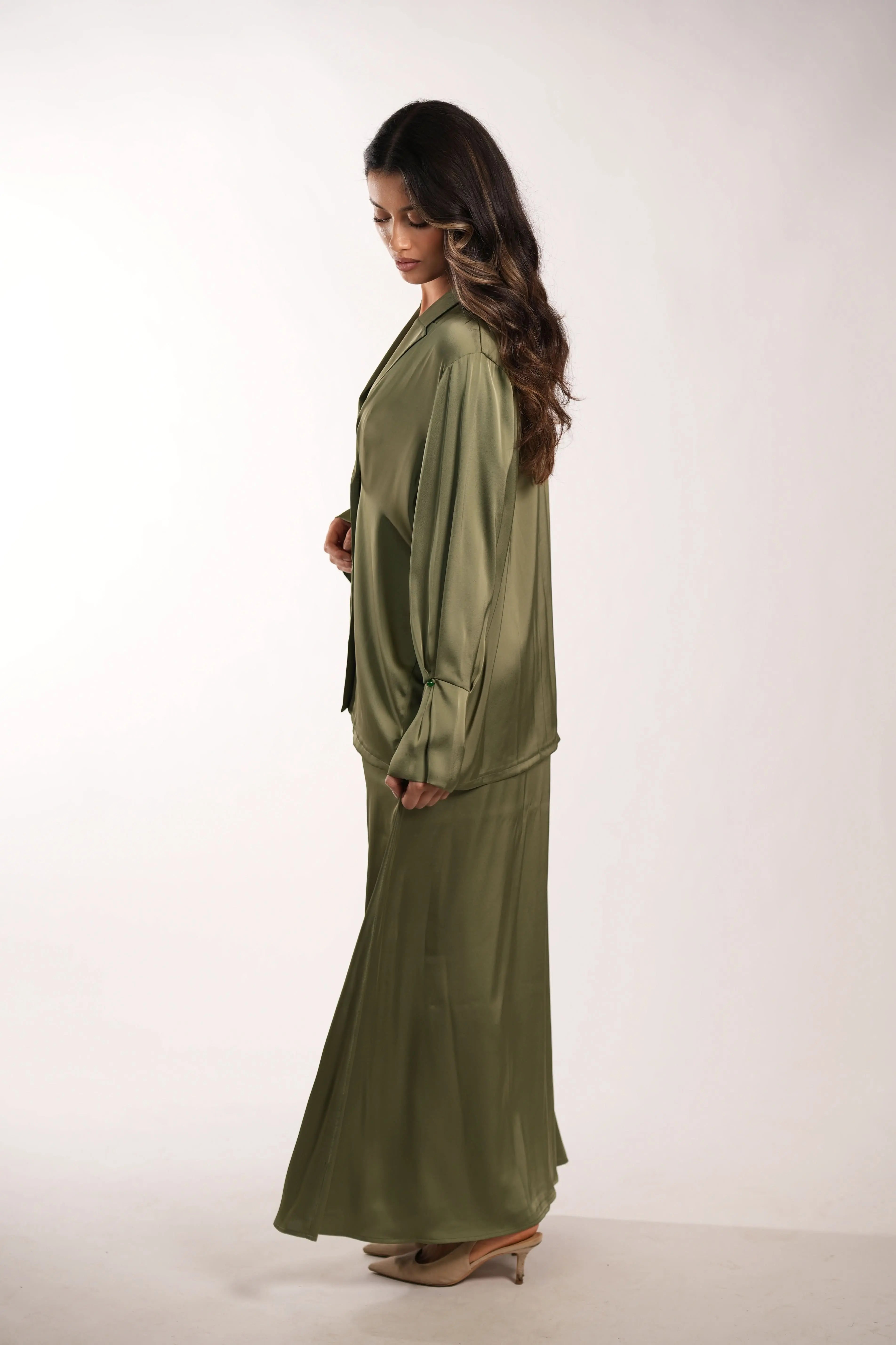 satin silk cardigan - olive Losyana.Shop