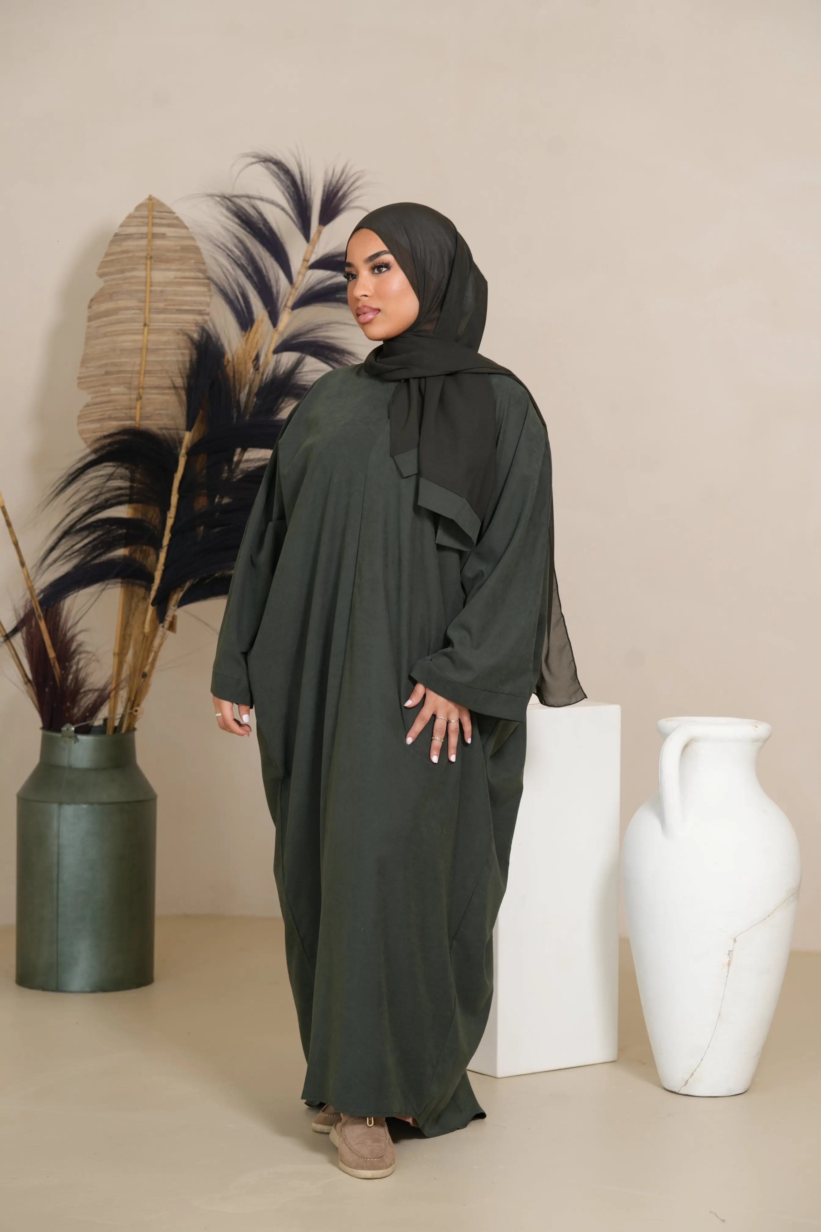Velvet Daily Abaya - Royal Green Losyana.Shop