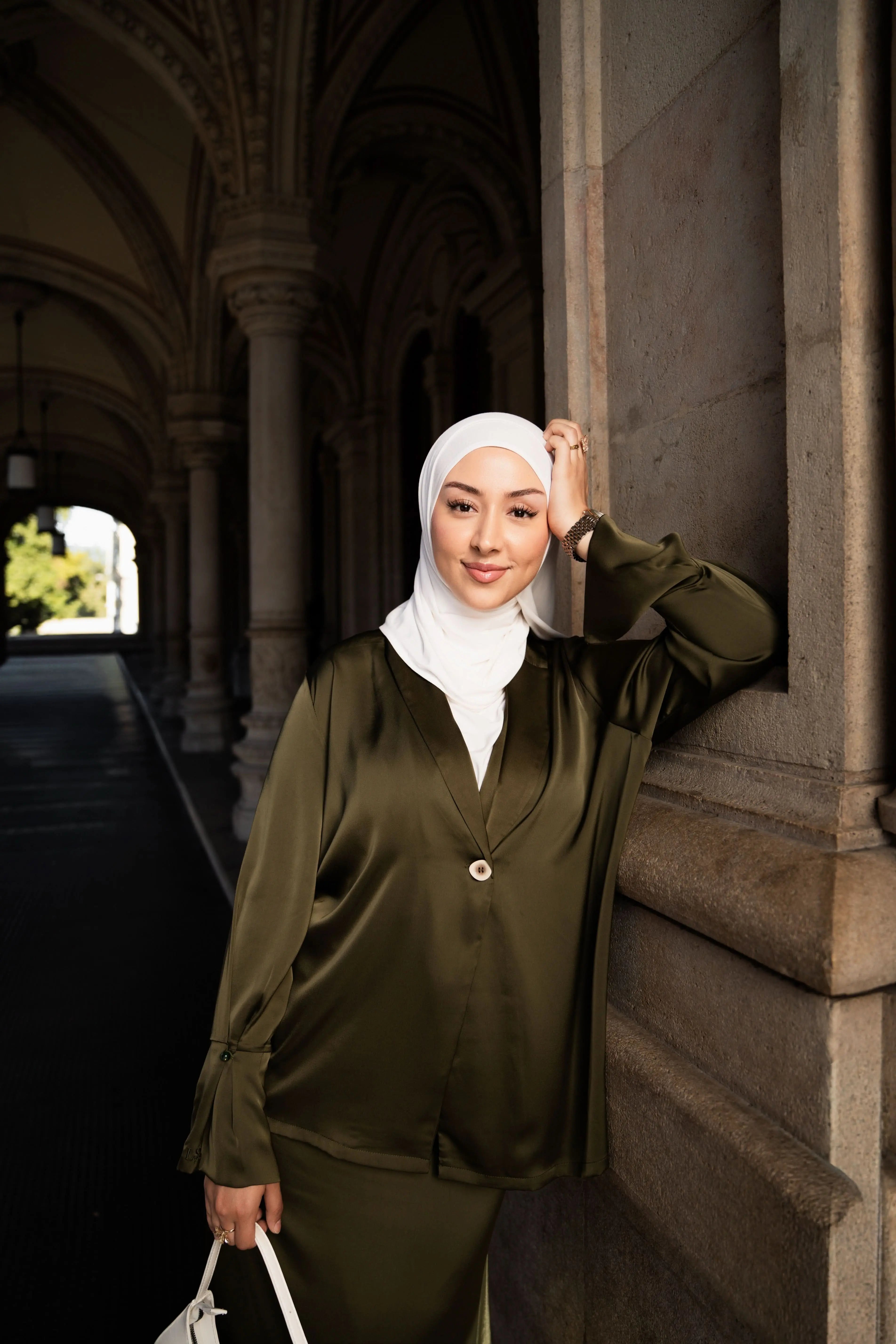 satin silk cardigan - olive Losyana.Shop