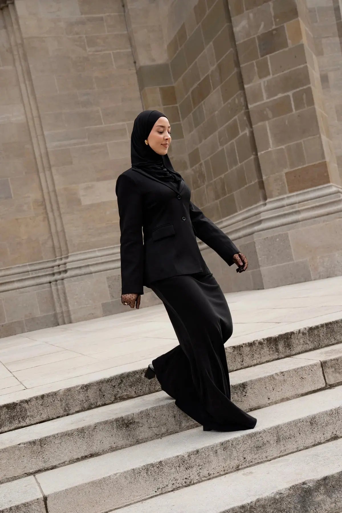 the palais skirt - black Losyana.Shop