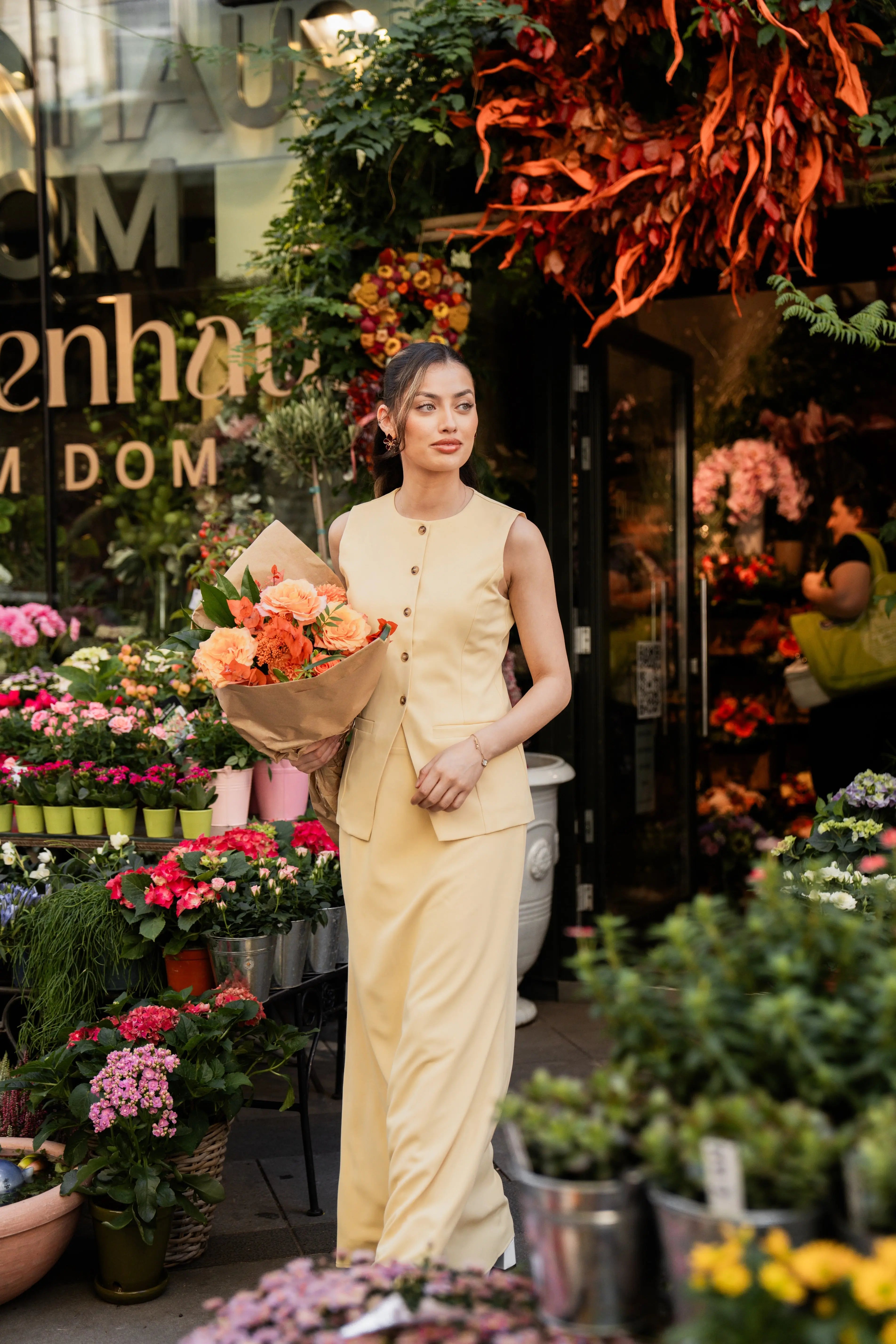 old vienna vest - butter yellow Losyana.Shop