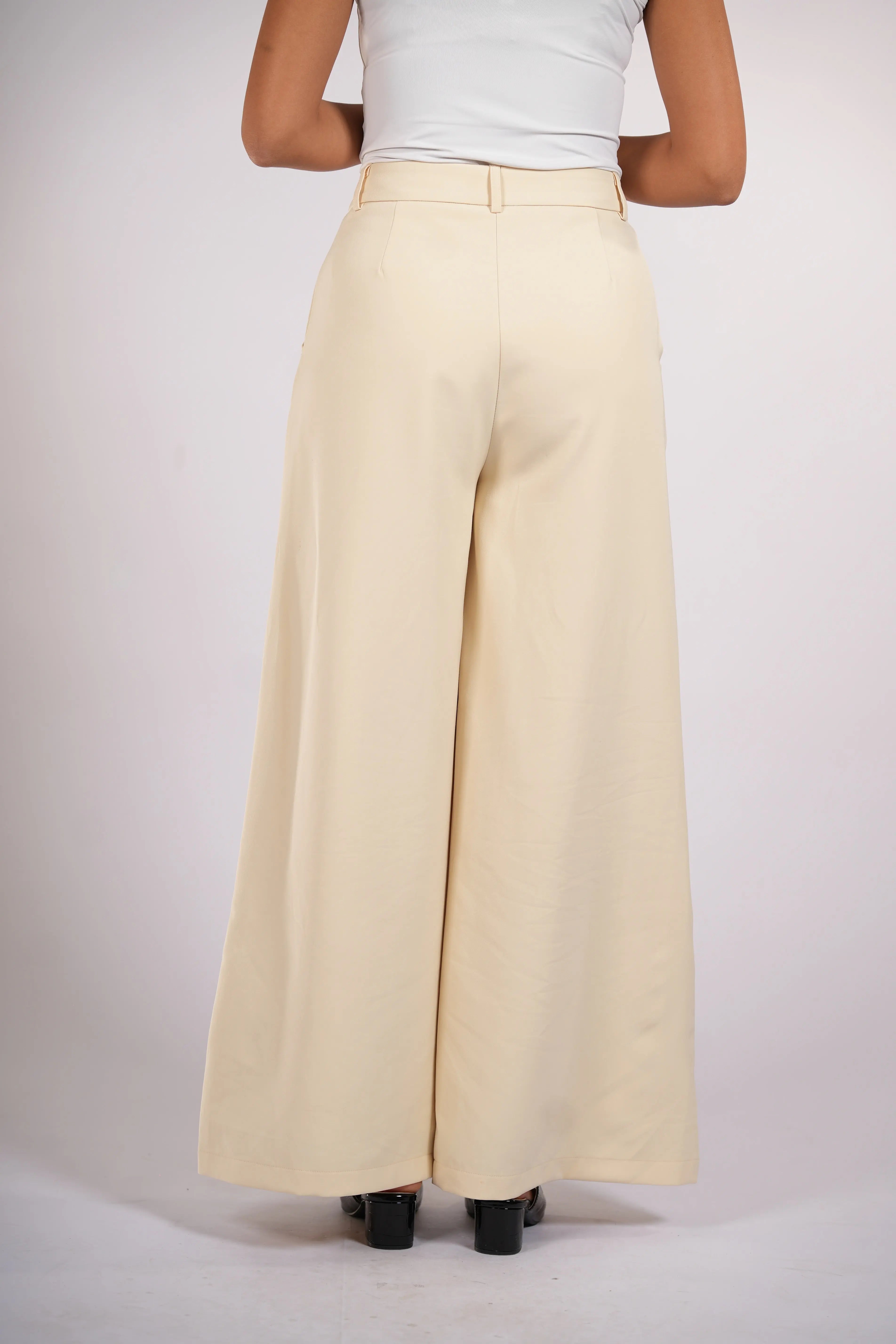 wide leg pants - butter yellow Losyana.Shop
