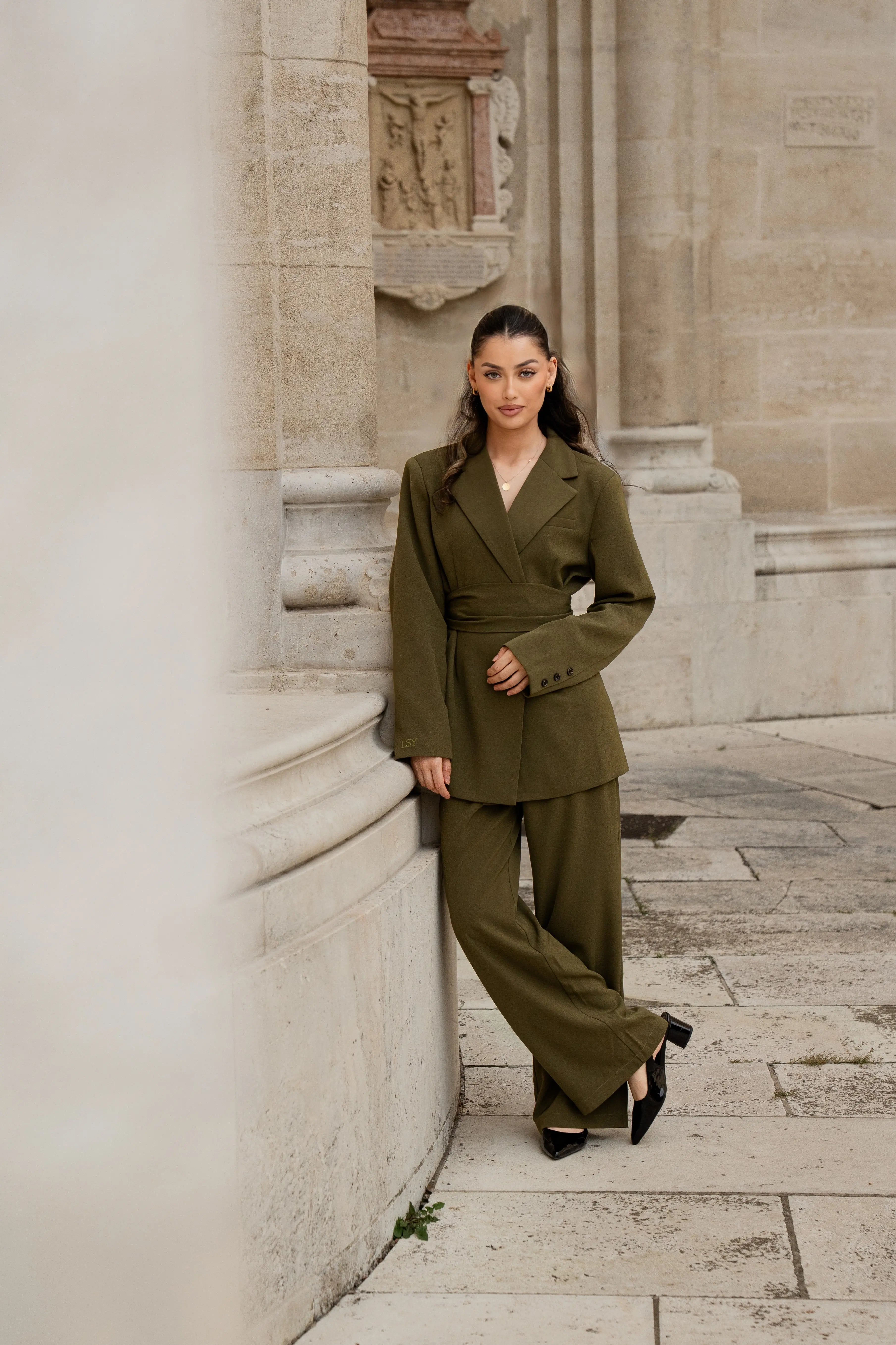 the noble belted blazer - olive Losyana.Shop