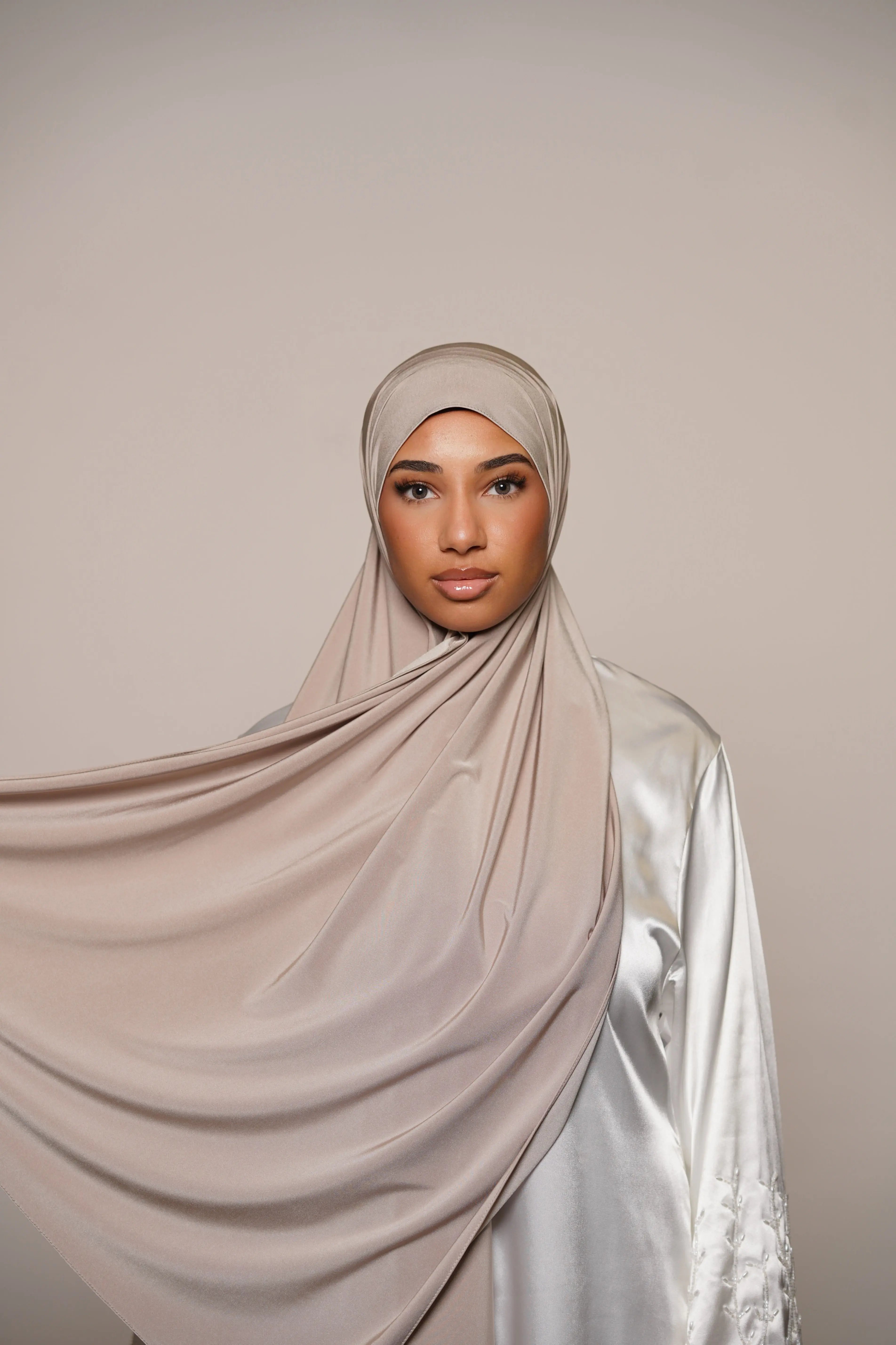 Satin Premium Jersey - creme beige Losyana.Shop