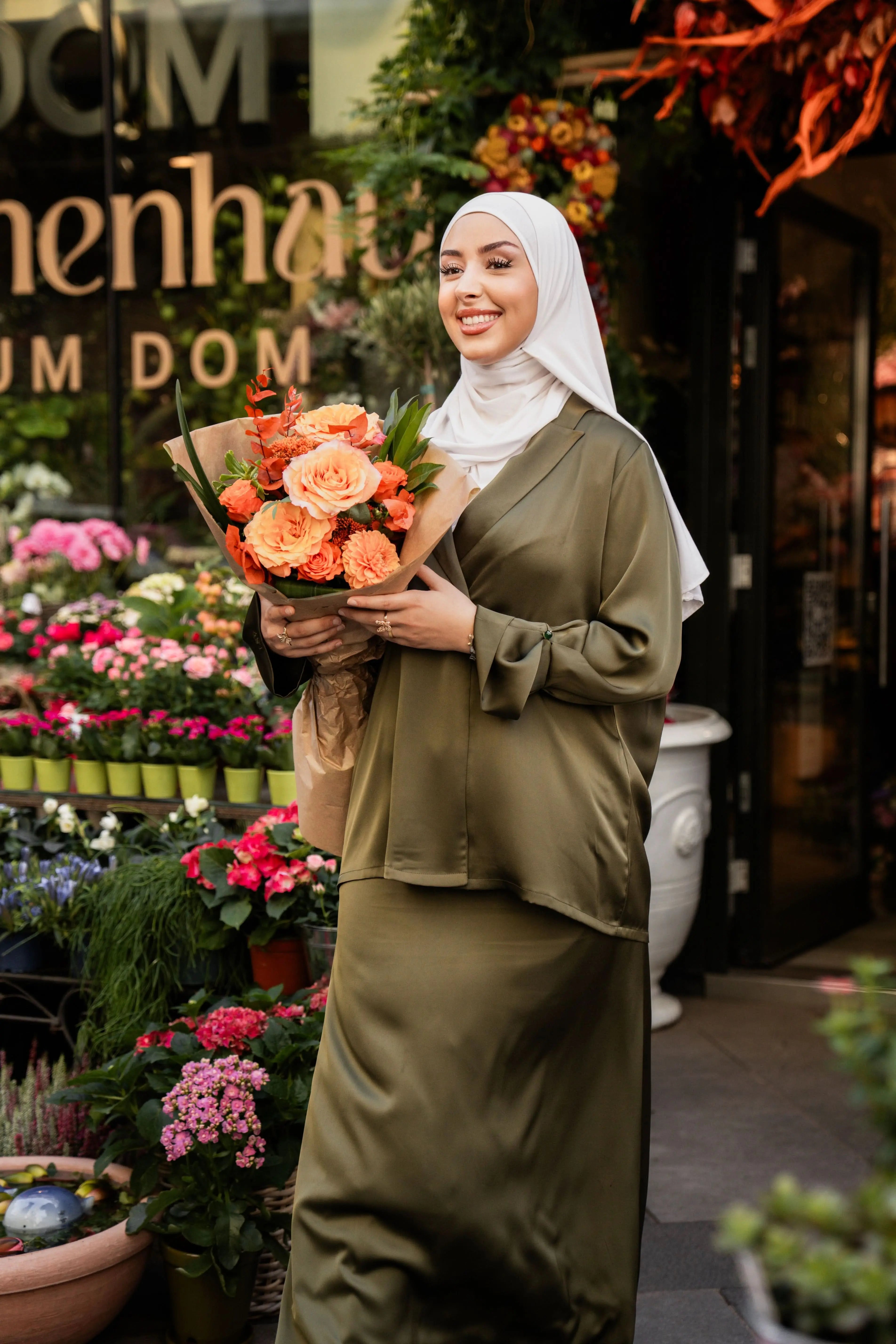 satin silk skirt - olive Losyana.Shop