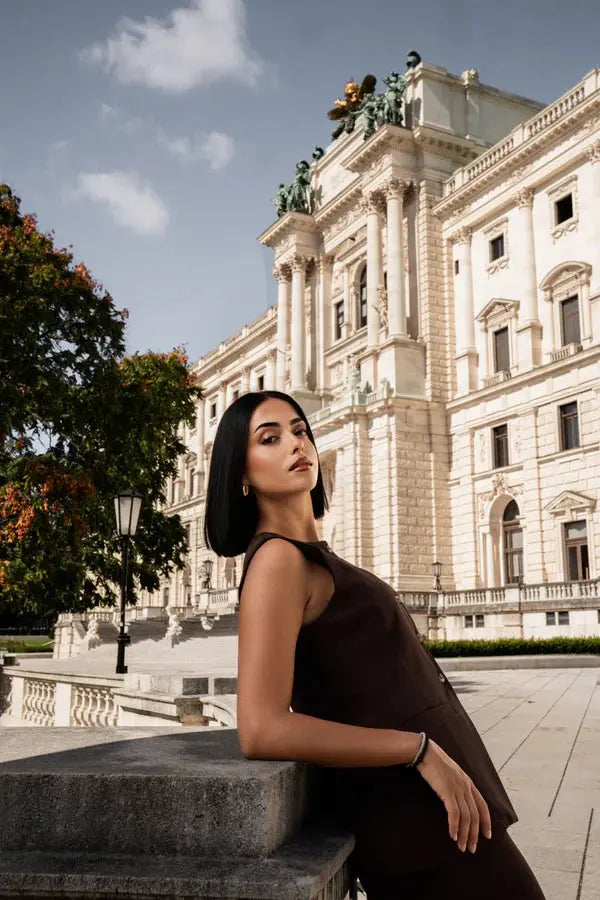 old vienna vest - espresso