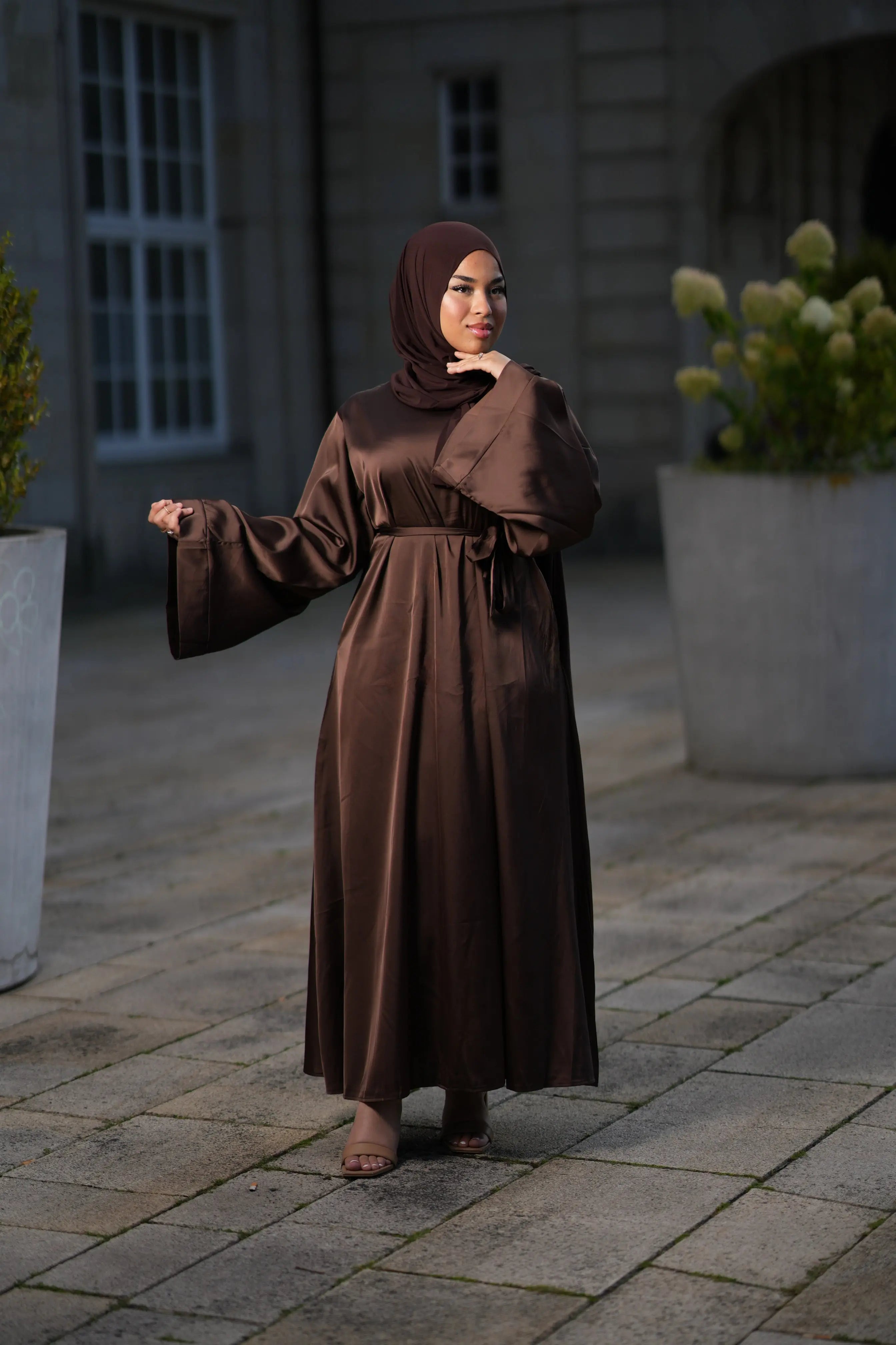 Dubai Satin Abaya - brown sugar Losyana.Shop