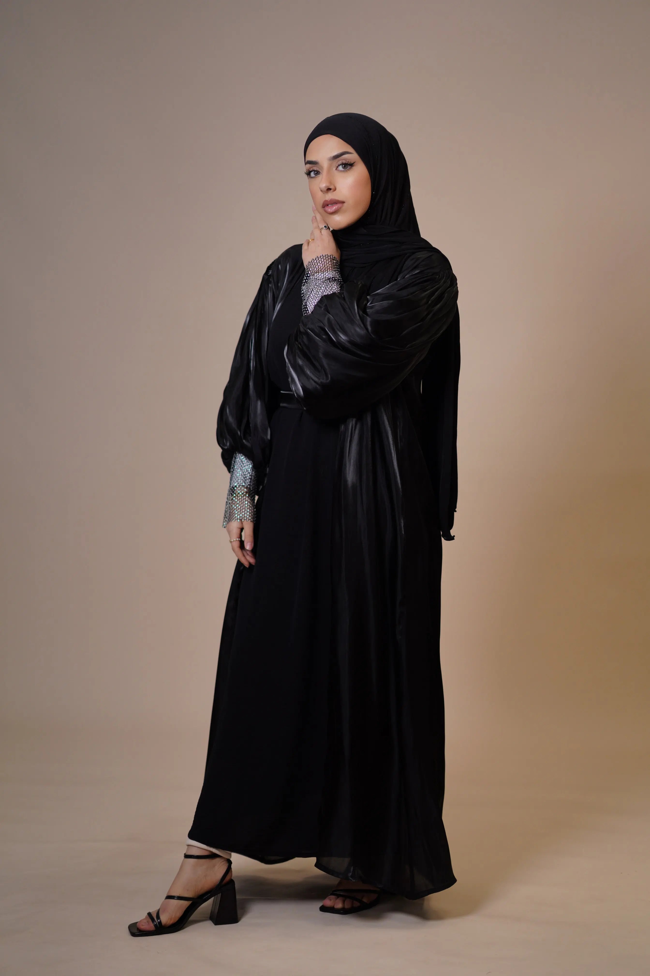 Emirate abaya - black Losyana.Shop