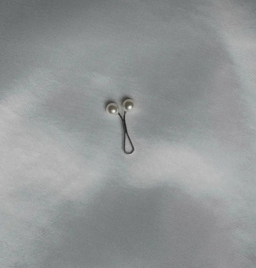 Hijab clip - white Losyana.Shop