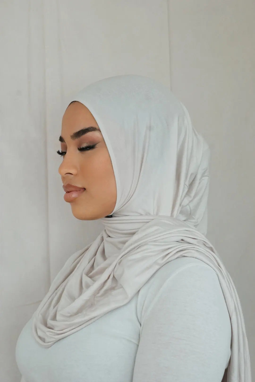 Jersey to go - ashy white Losyana.Shop