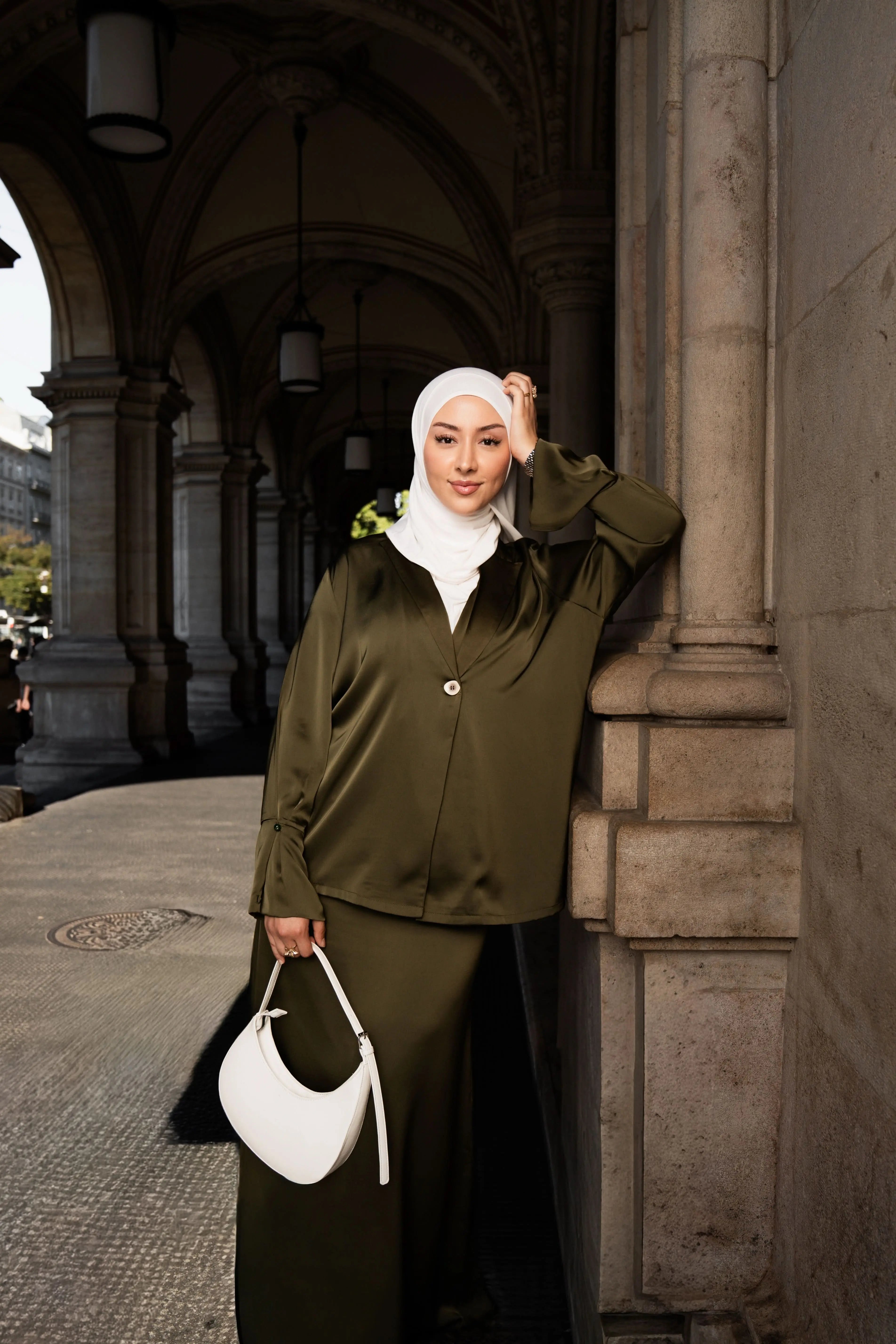 satin silk cardigan - olive Losyana.Shop