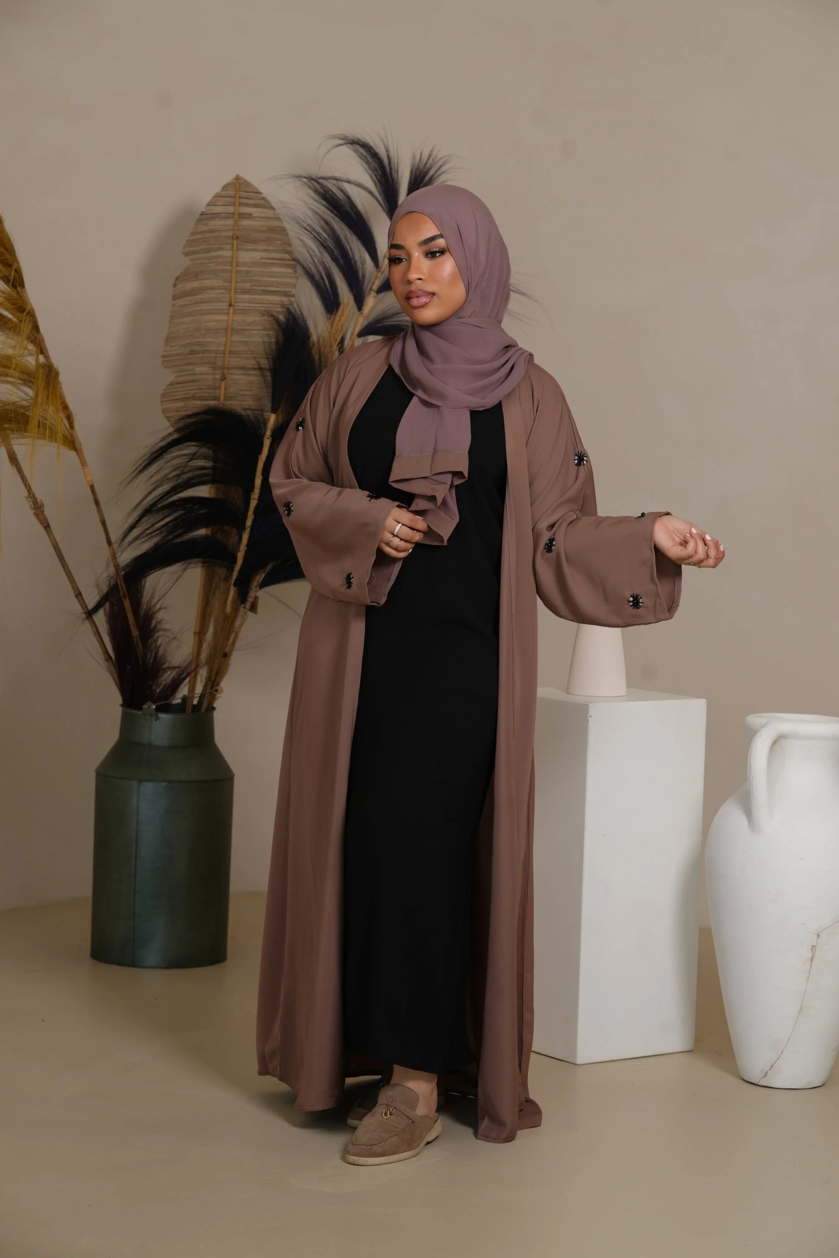 Star Daily Abaya - velvet Losyana.Shop
