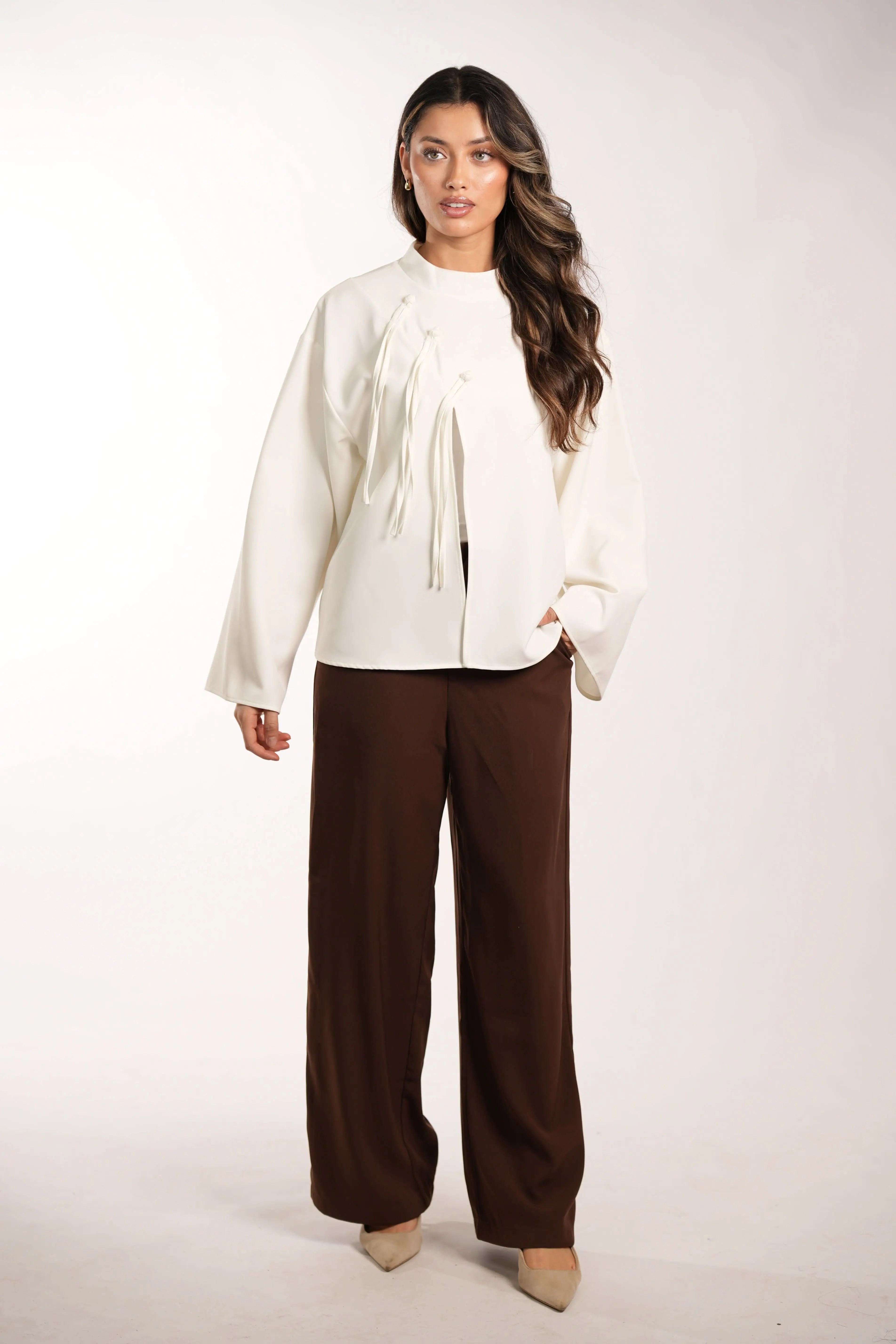 the legacy shirt - white Losyana.Shop