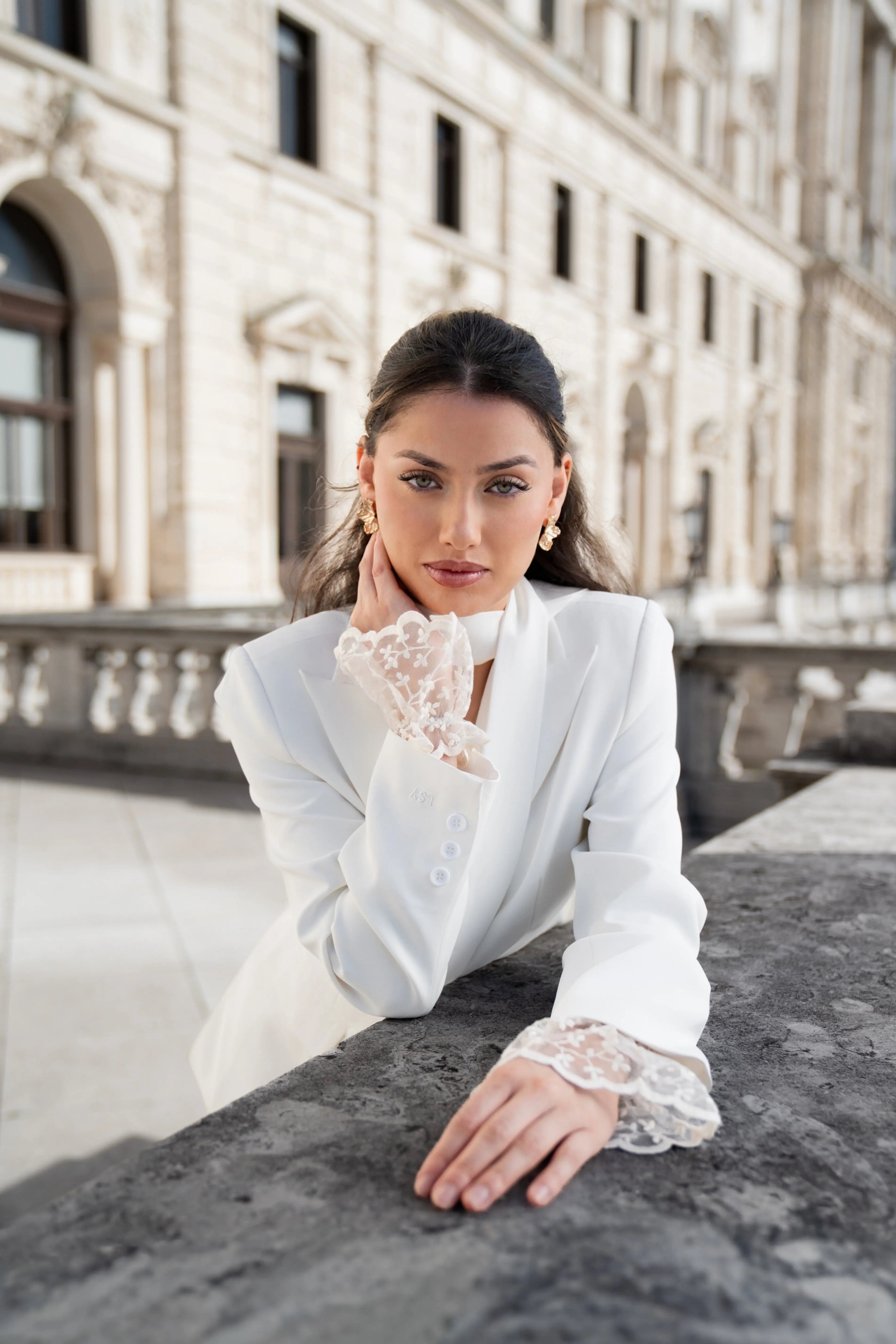 lace sleeves - white Losyana.Shop
