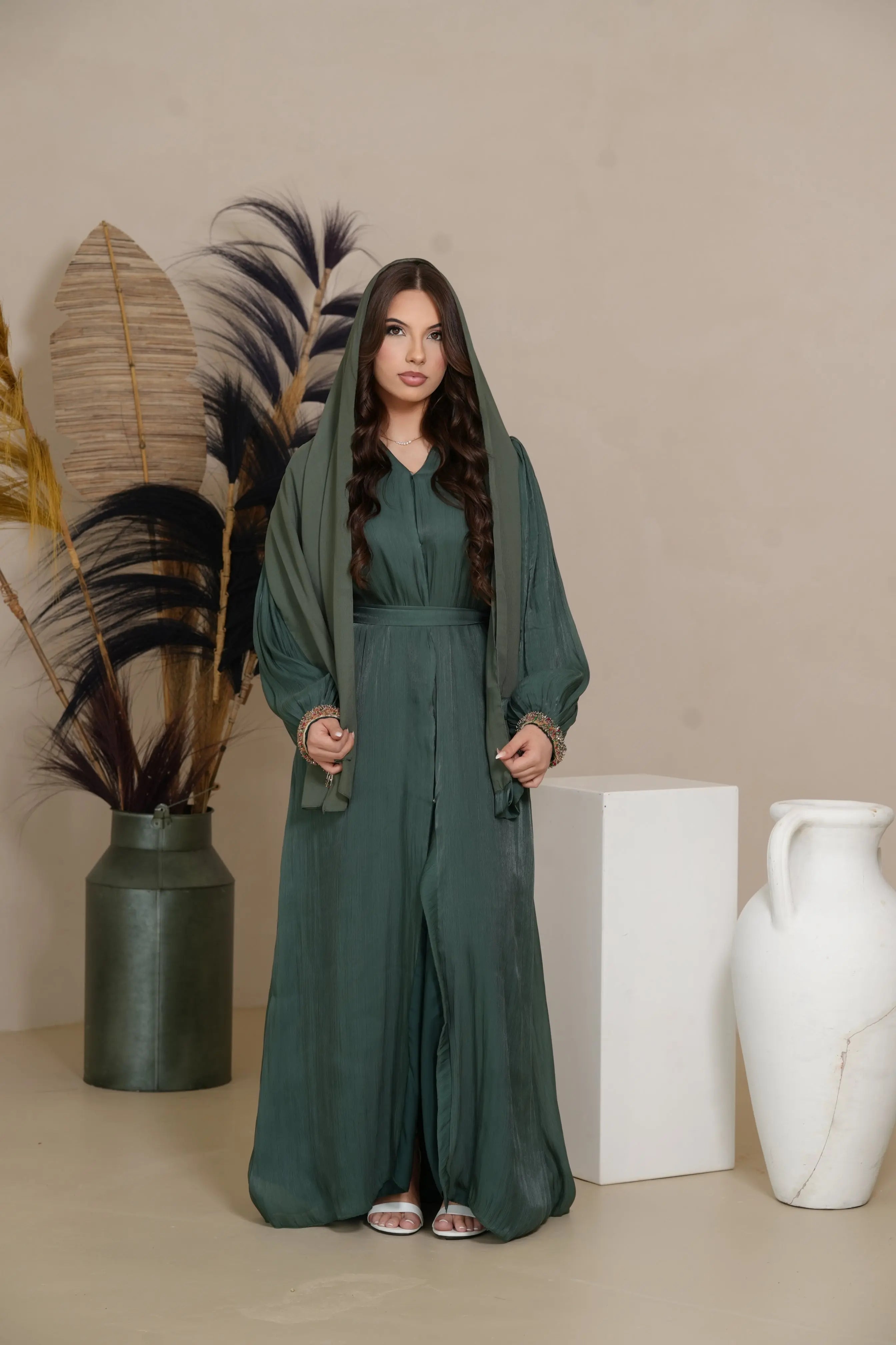 Luxury pearls Abaya - royal Green Losyana.Shop