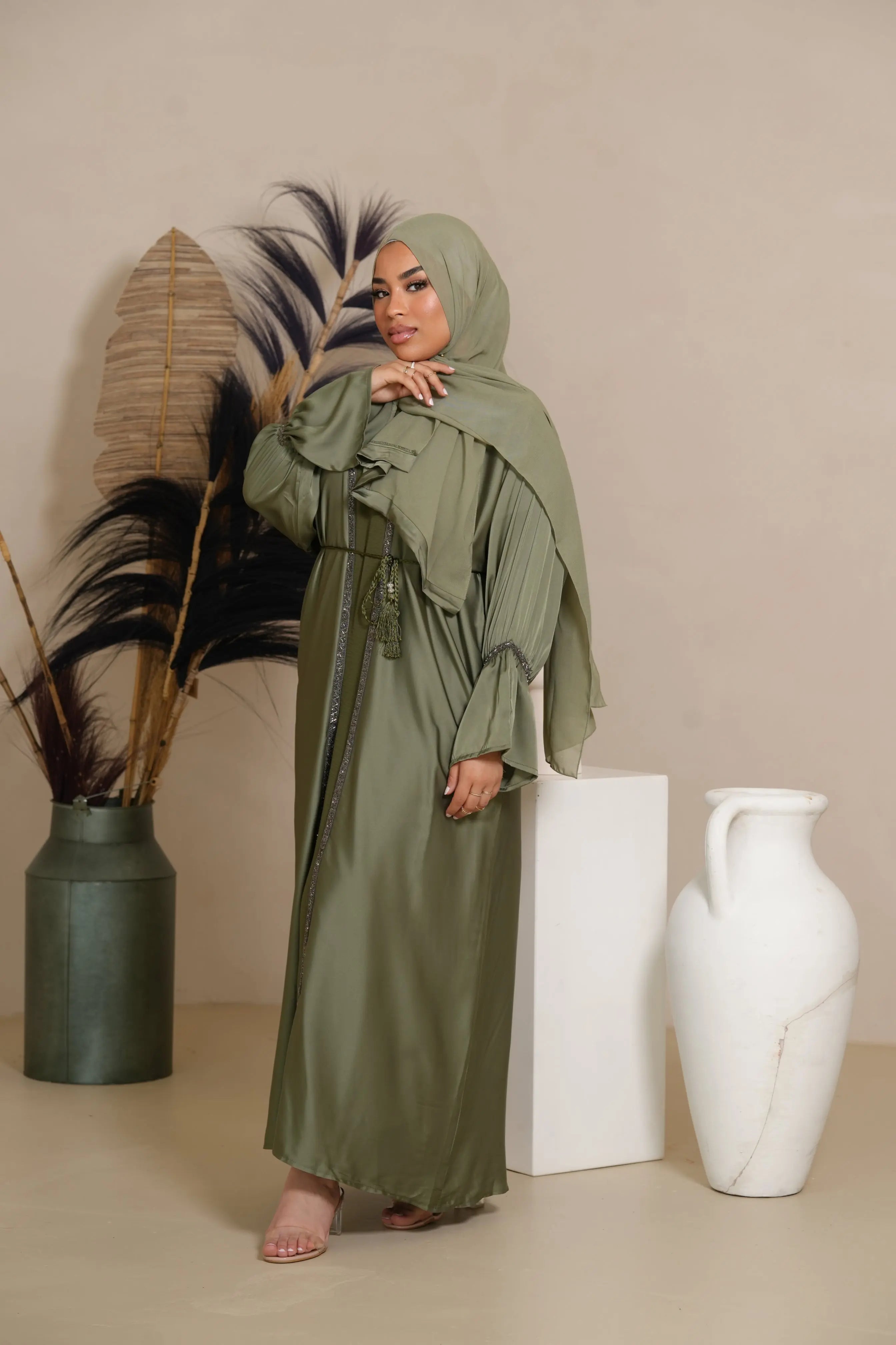 Blackstone Glamour Abaya - Olive Losyana.Shop