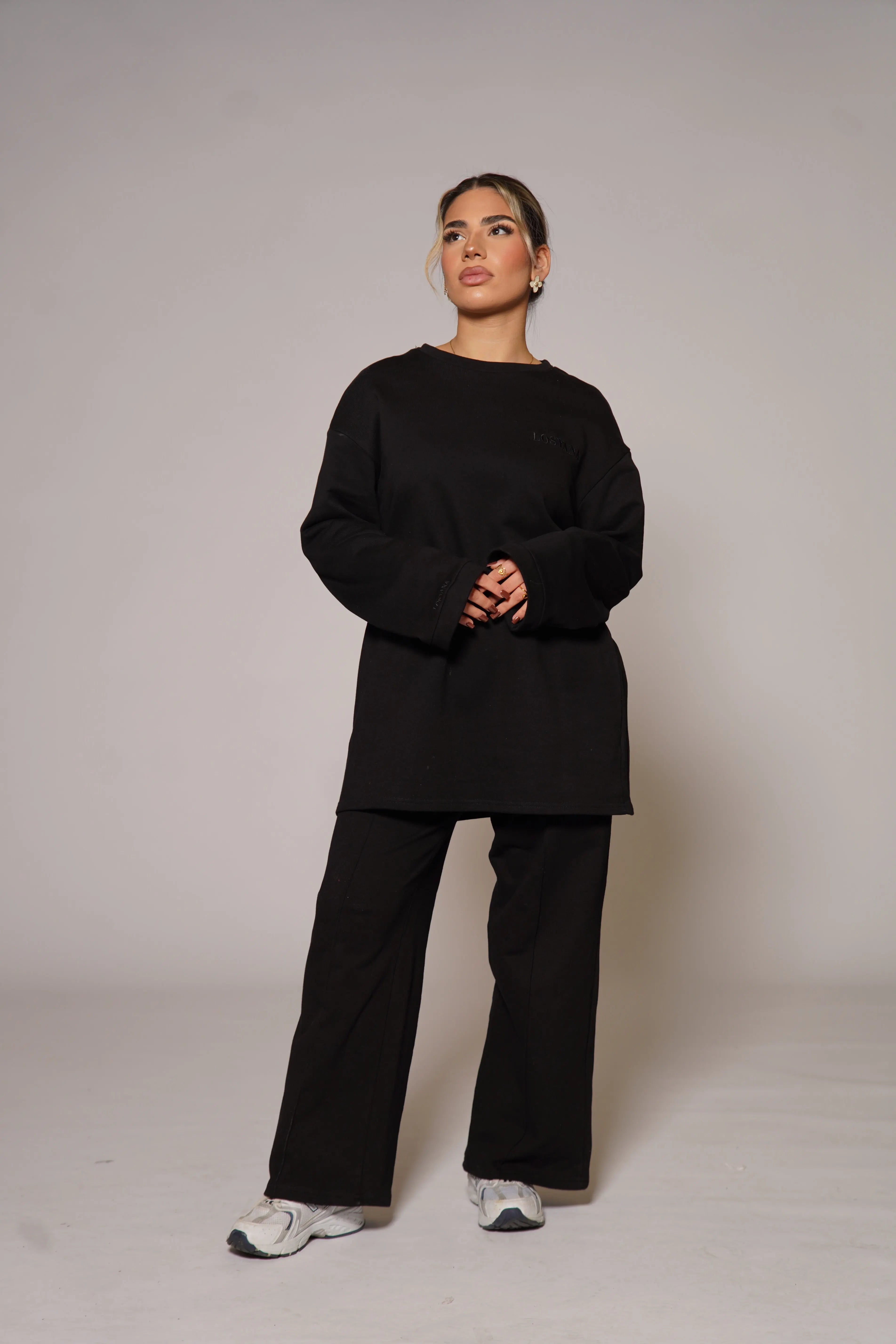 Lounge and Gym set - black Losyana.Shop