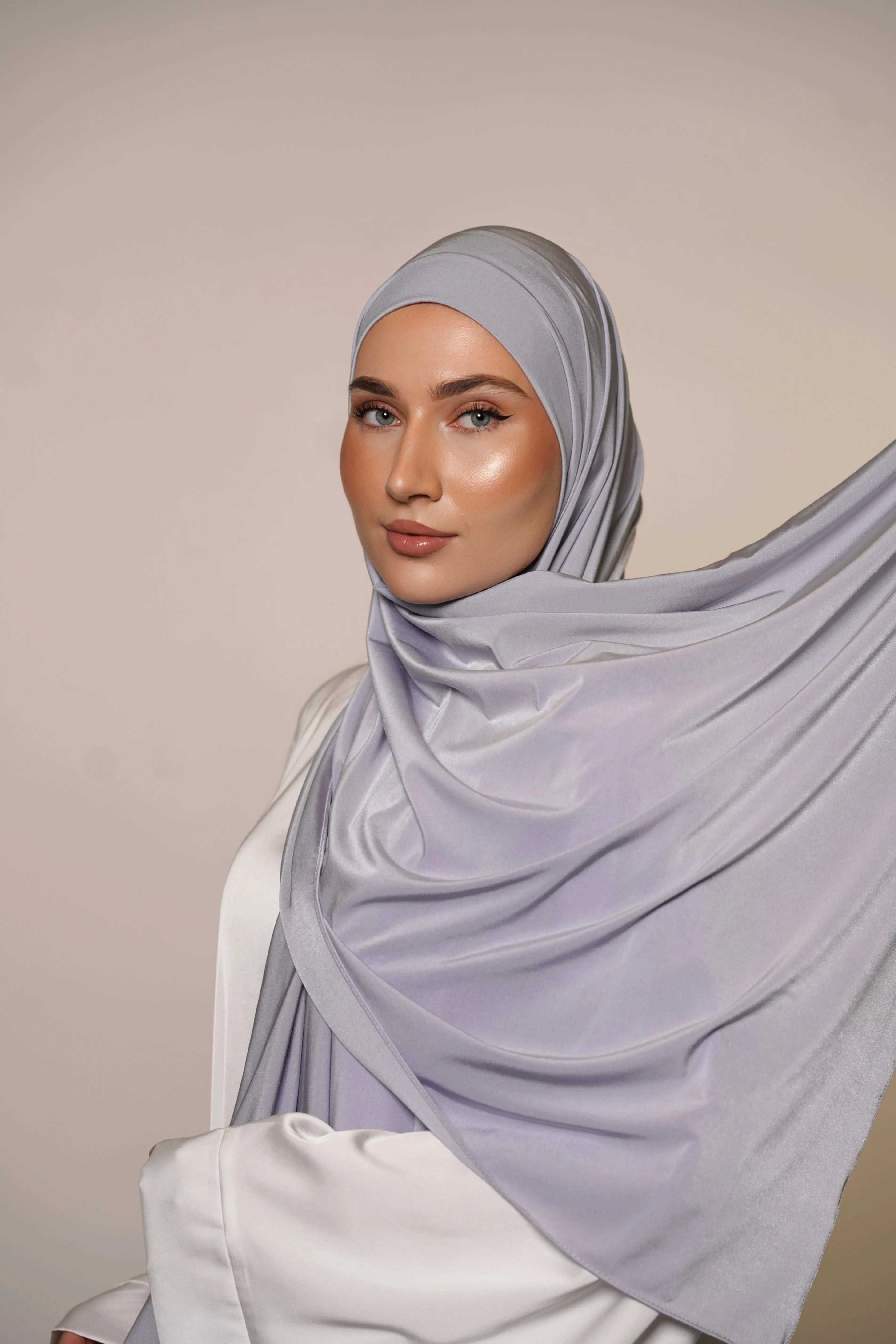 Satin Premium Jersey - silver blue Losyana.Shop