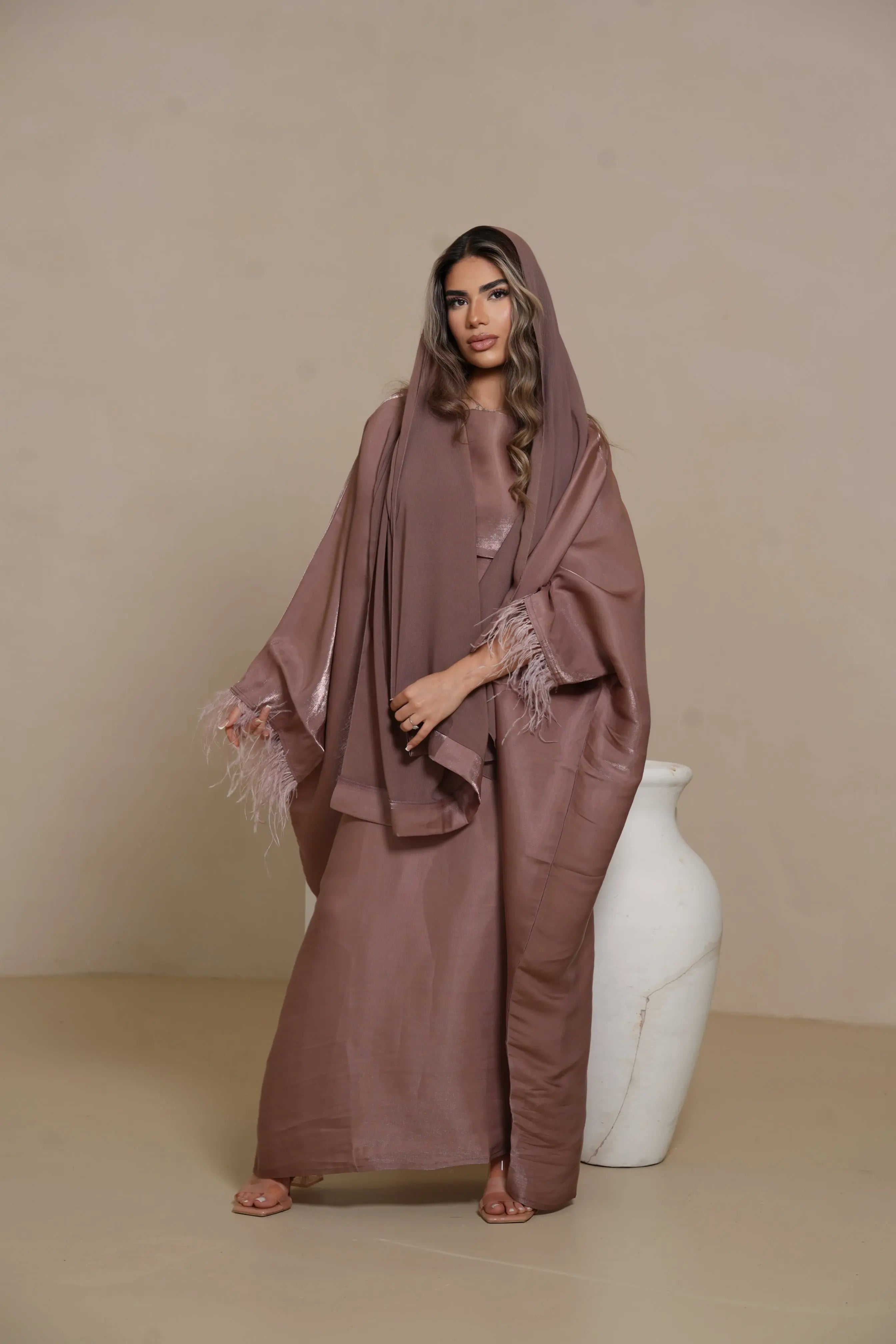 DXB Farasha Abaya - Velvet Losyana.Shop