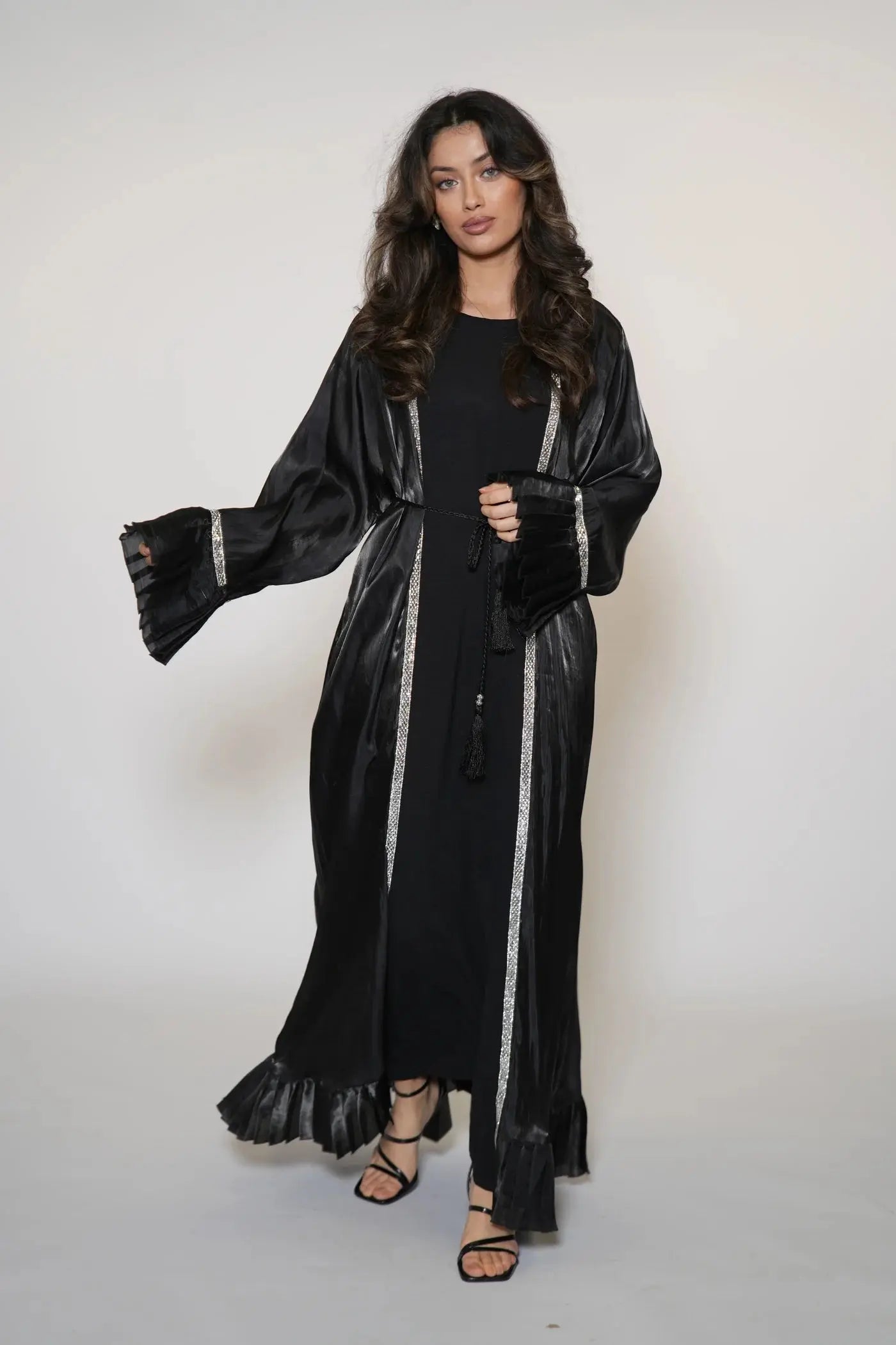 Emirate abaya - black Losyana.Shop