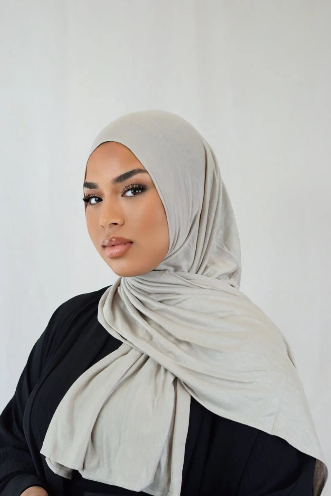 Jersey - ashy beige Losyana.Shop